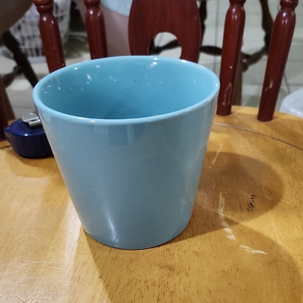 ALLEN + ROTH BLUE CERAMIC PLANTER